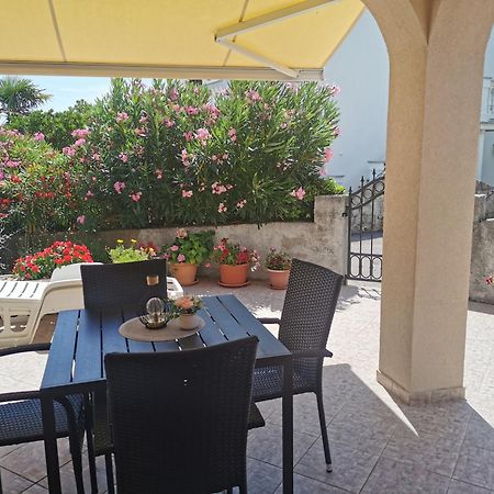 Apartments Dajana Silo ภายนอก รูปภาพ