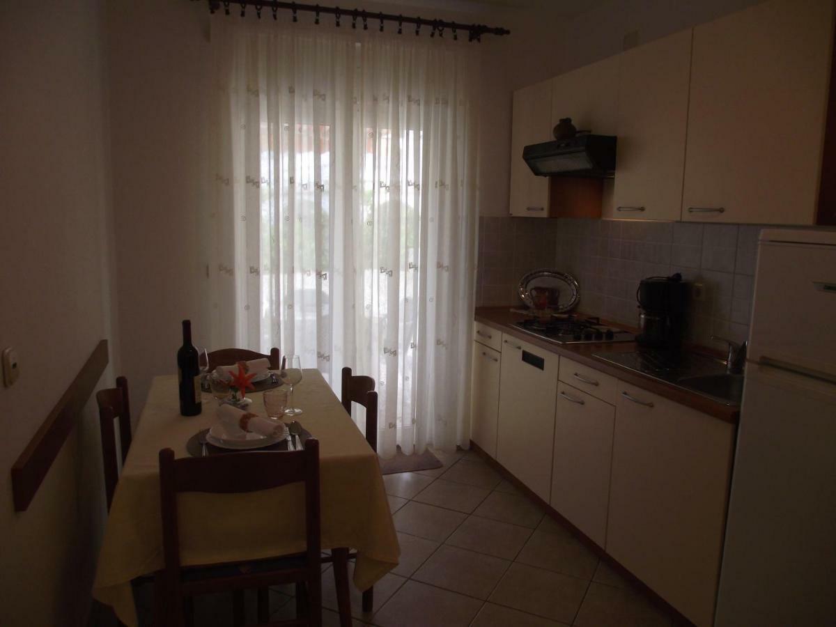 Apartments Dajana Silo ภายนอก รูปภาพ