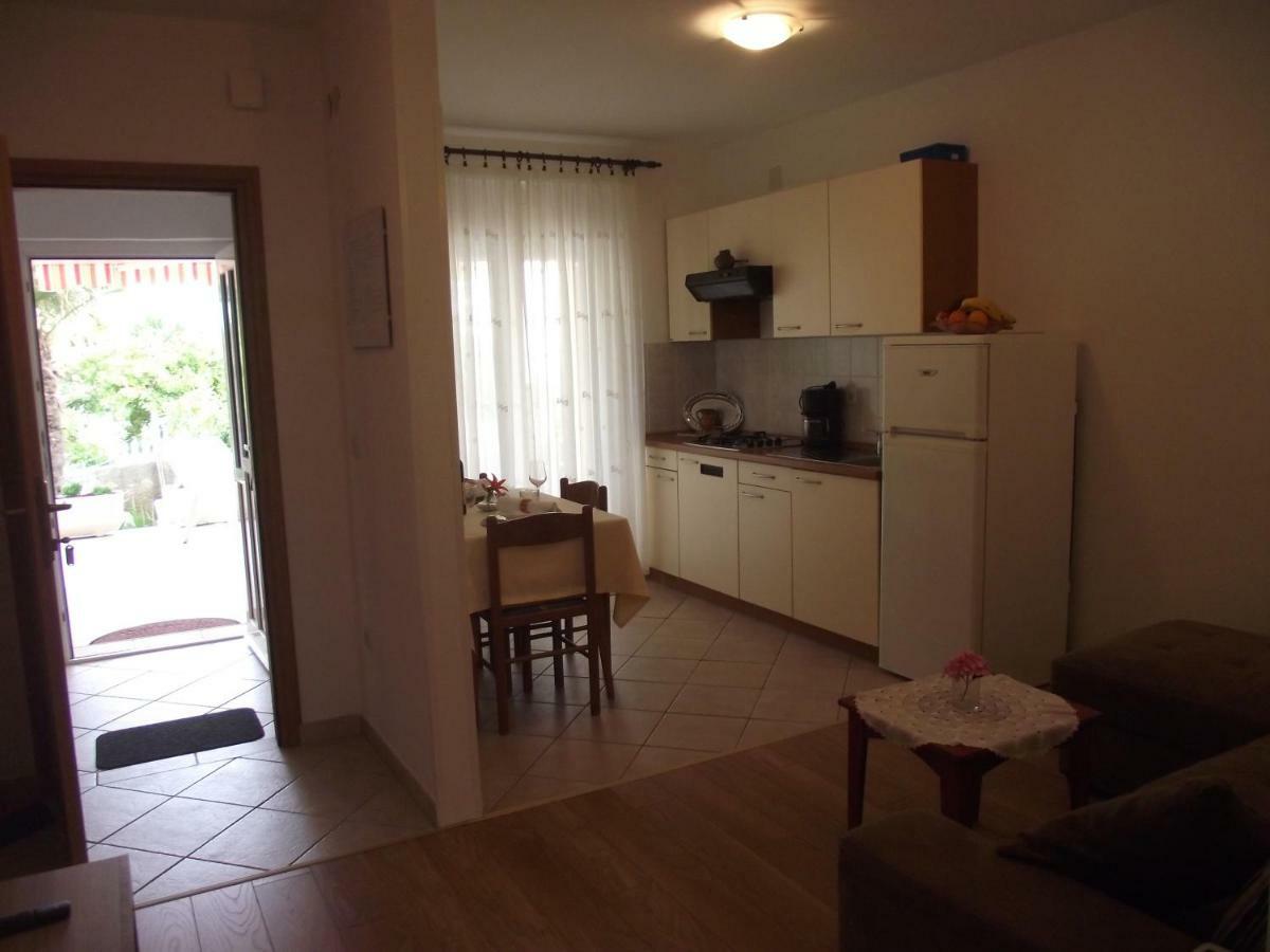 Apartments Dajana Silo ภายนอก รูปภาพ